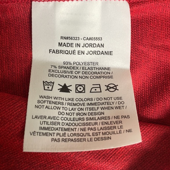 Nike Dri-Fit Mens Dark Red Tee with Black & White Logo- Medium - Picture 11 of 12